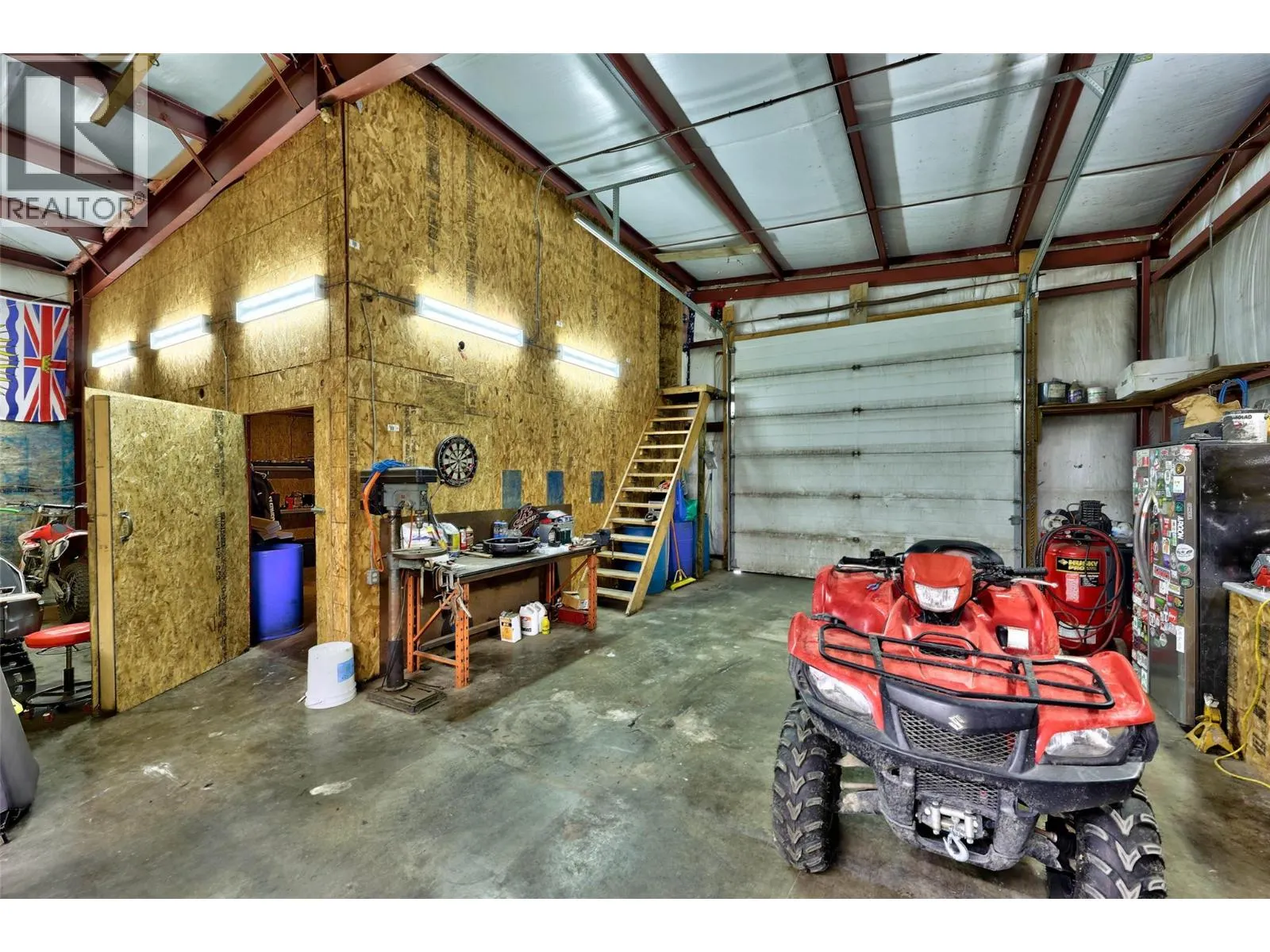 601 Yellowhead Highway S