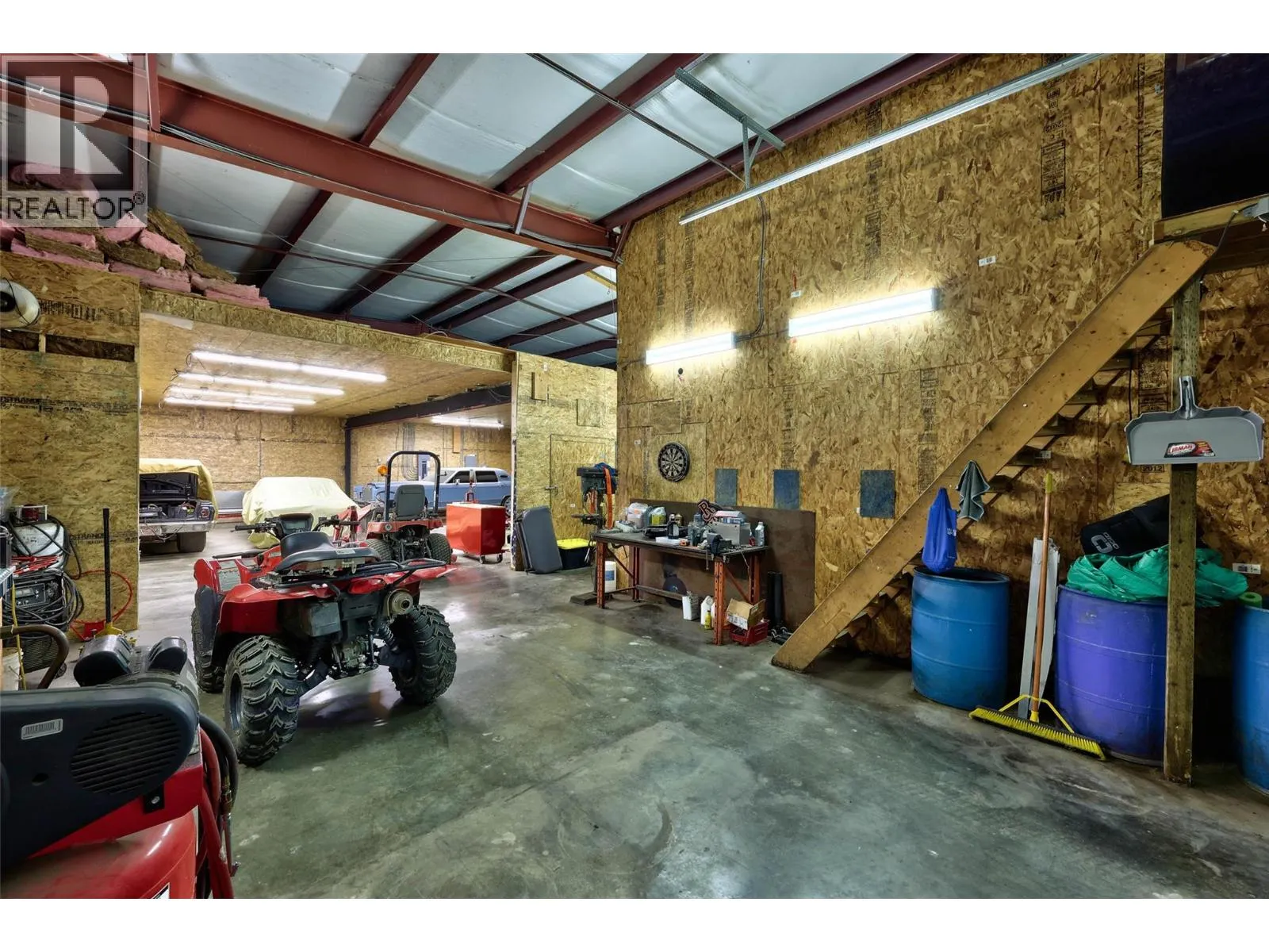 601 Yellowhead Highway S