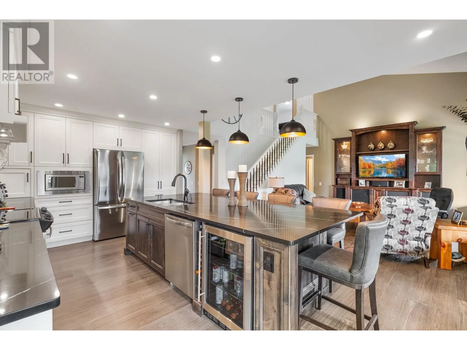 3585 Kimatouche Road