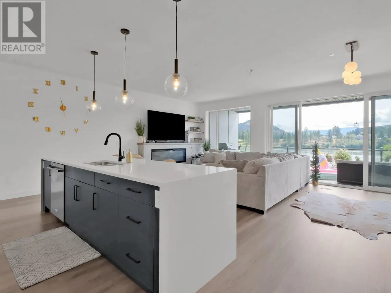 2735 Shannon Lake Road Unit# 114