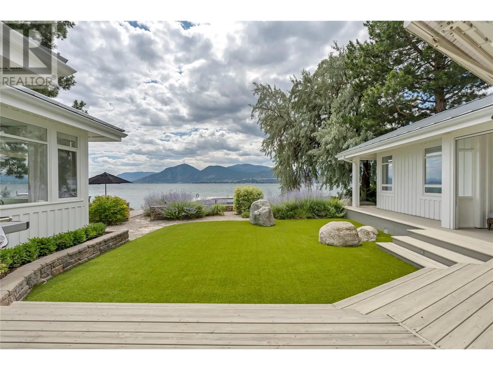 40 Robinson Point Road