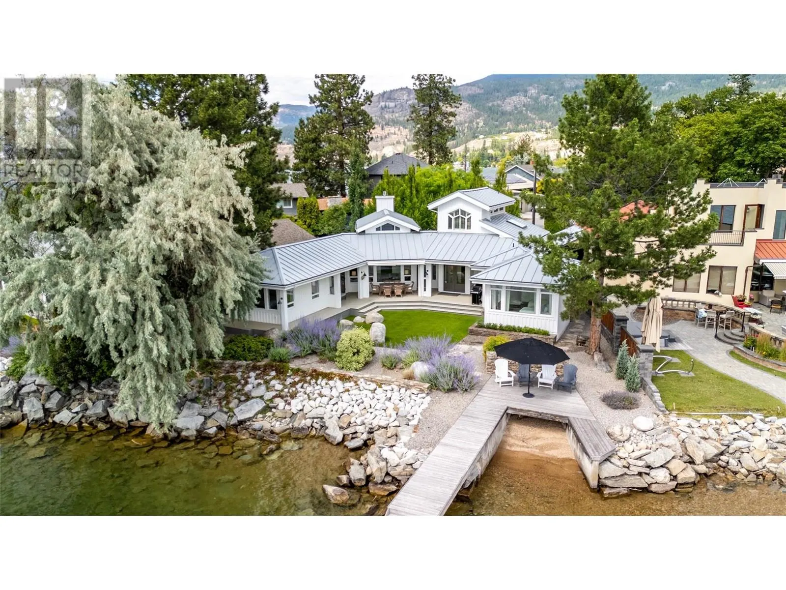 40 Robinson Point Road