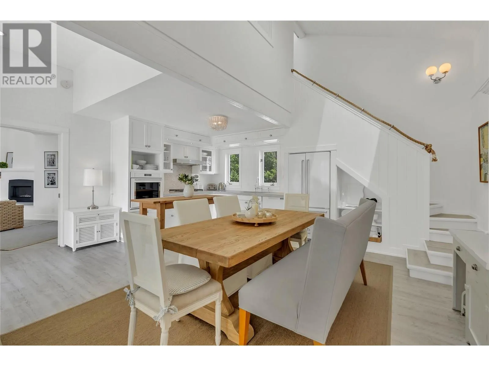 40 Robinson Point Road