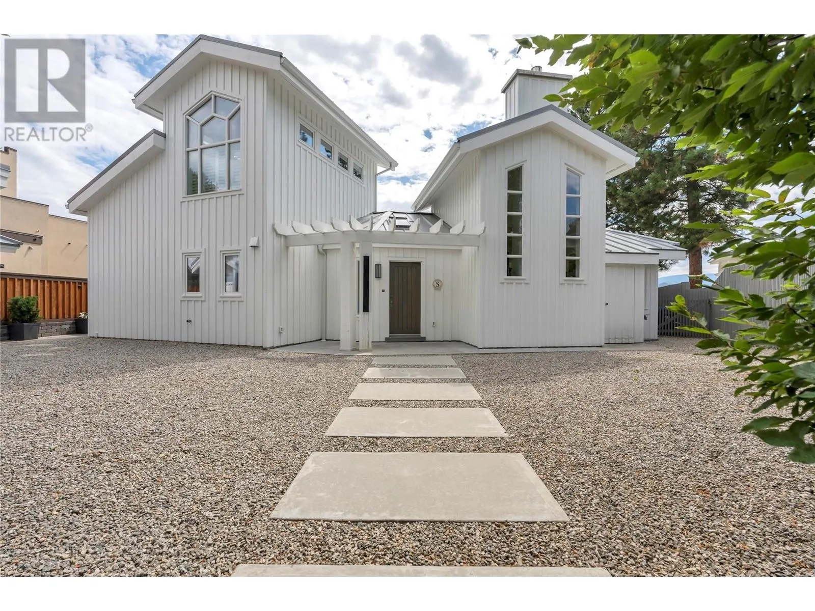 40 Robinson Point Road