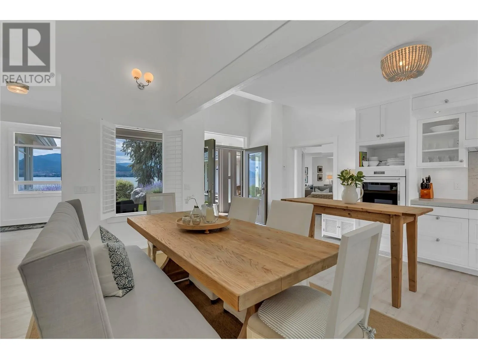 40 Robinson Point Road