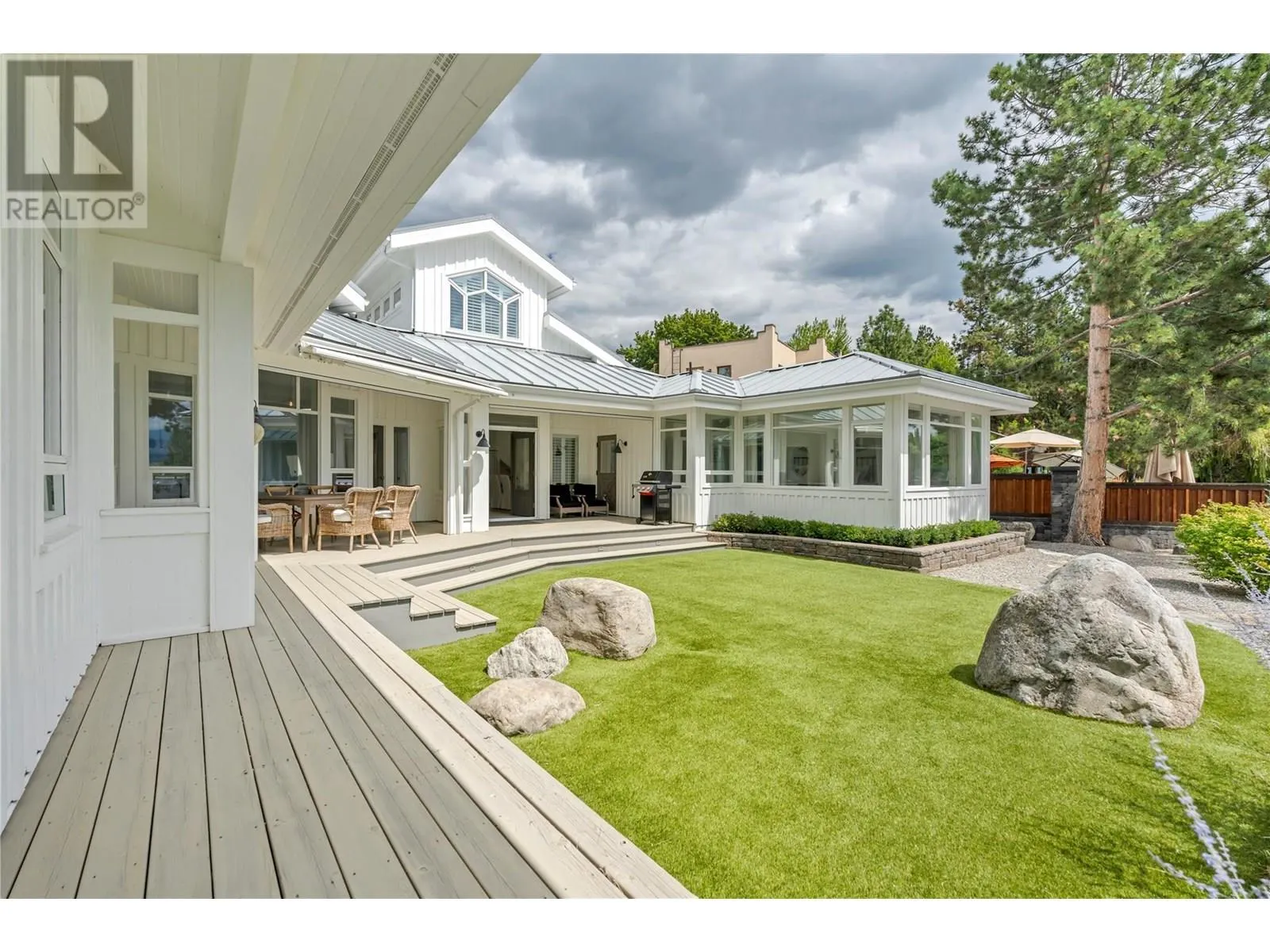 40 Robinson Point Road