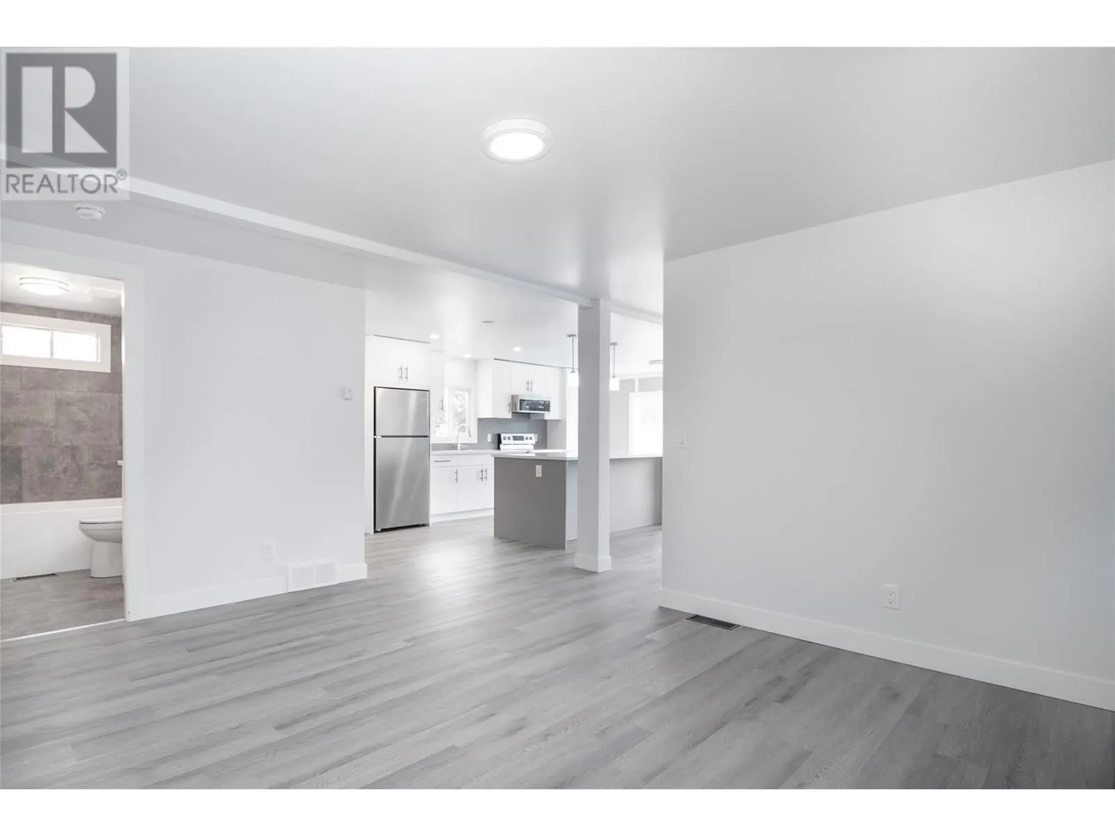 1880 Old Boucherie Road Unit# 161