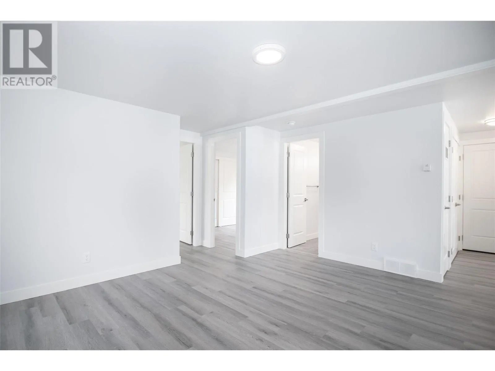 1880 Old Boucherie Road Unit# 161