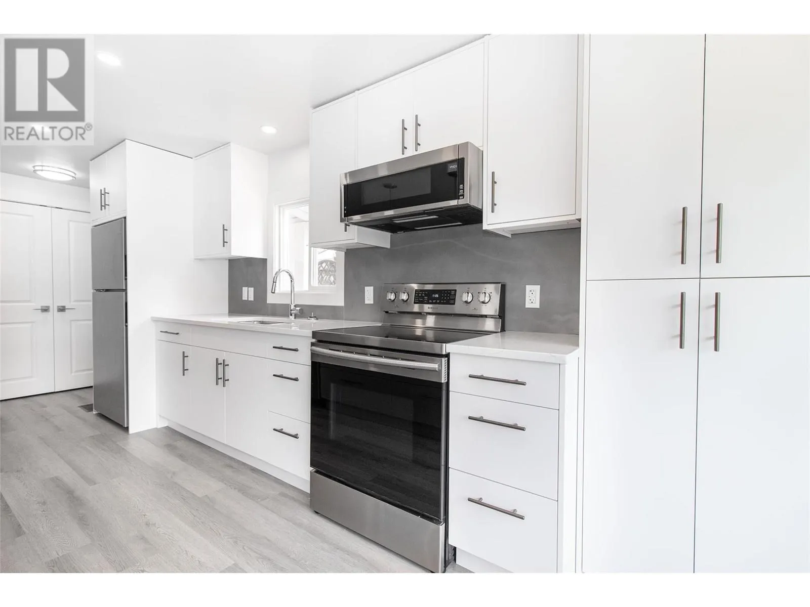 1880 Old Boucherie Road Unit# 161