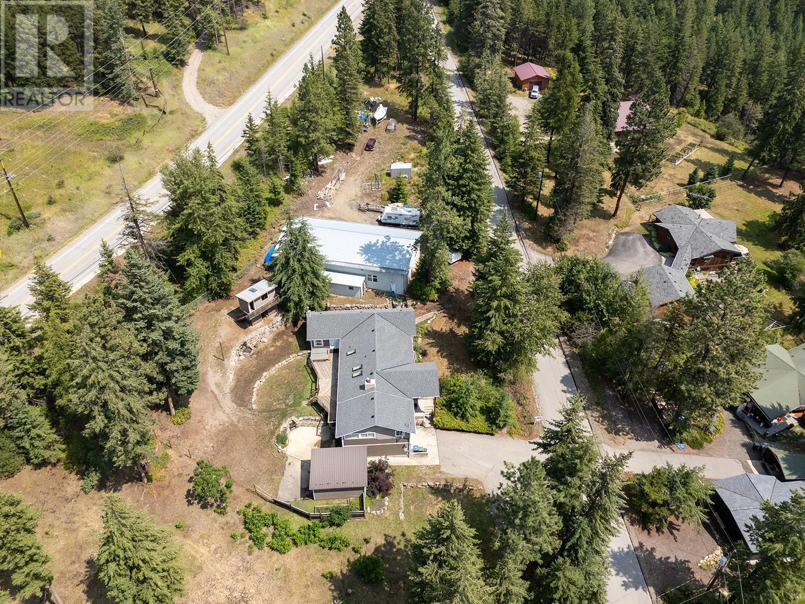 7992 Falcon Ridge Crescent