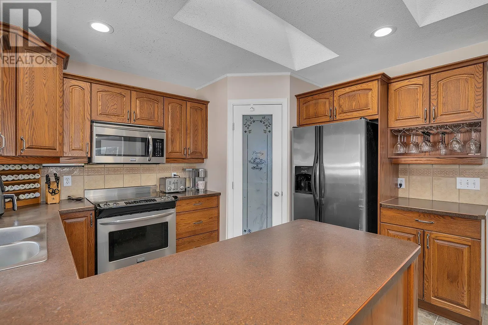 7992 Falcon Ridge Crescent