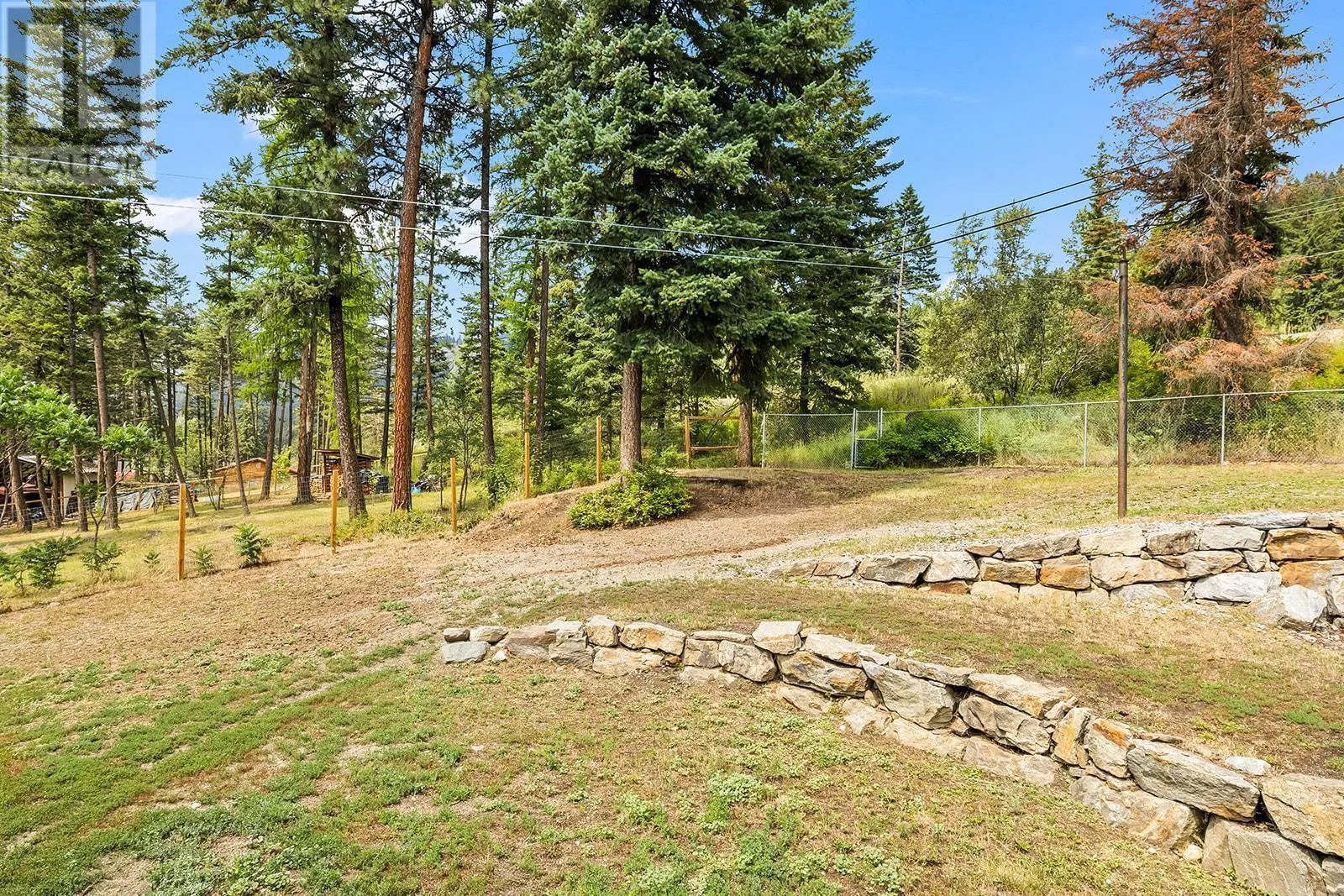 7992 Falcon Ridge Crescent