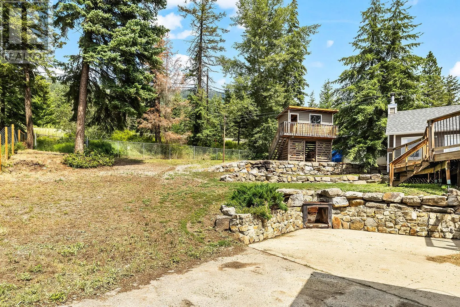 7992 Falcon Ridge Crescent