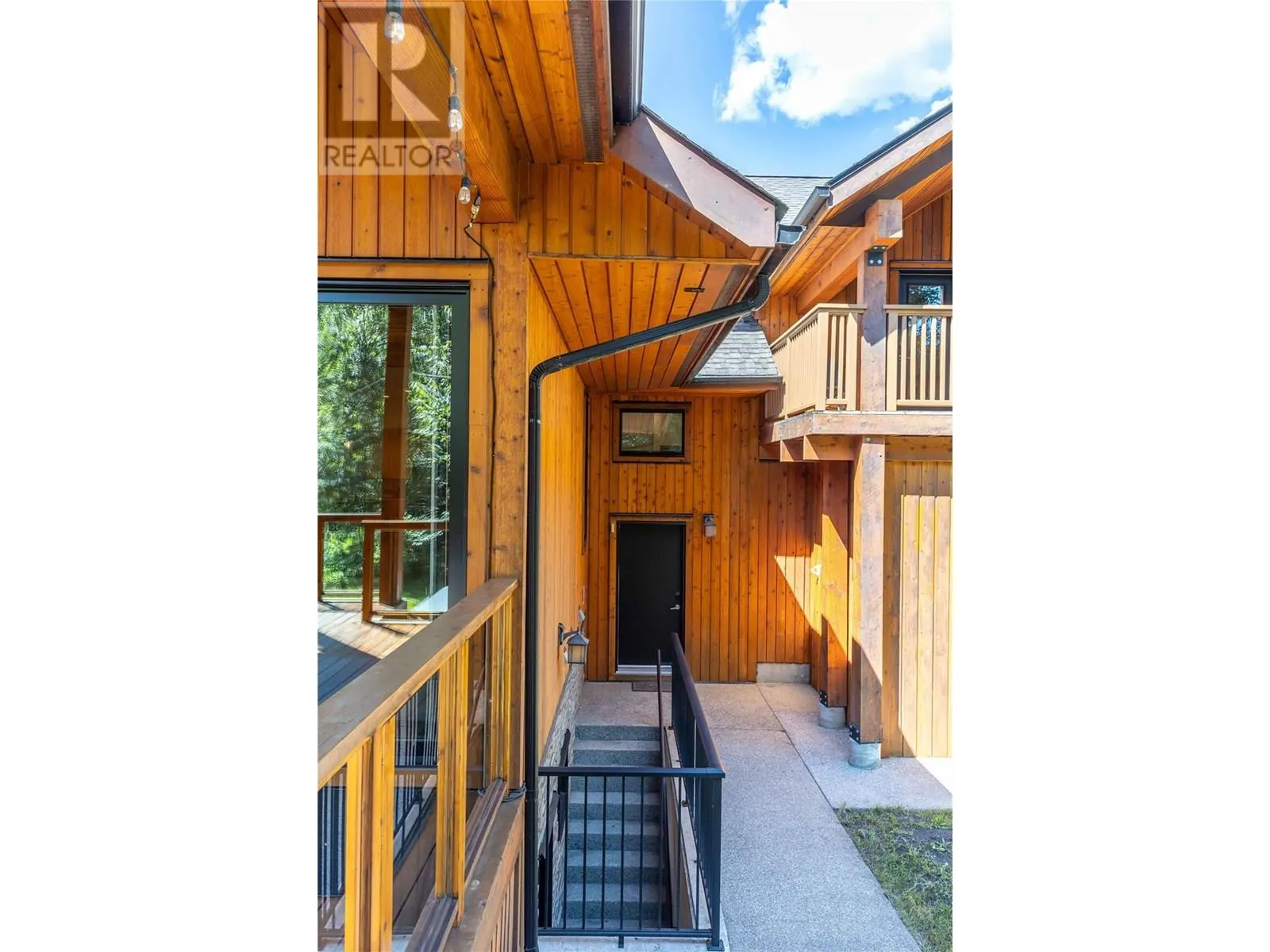 2077 Mountain Gate Road