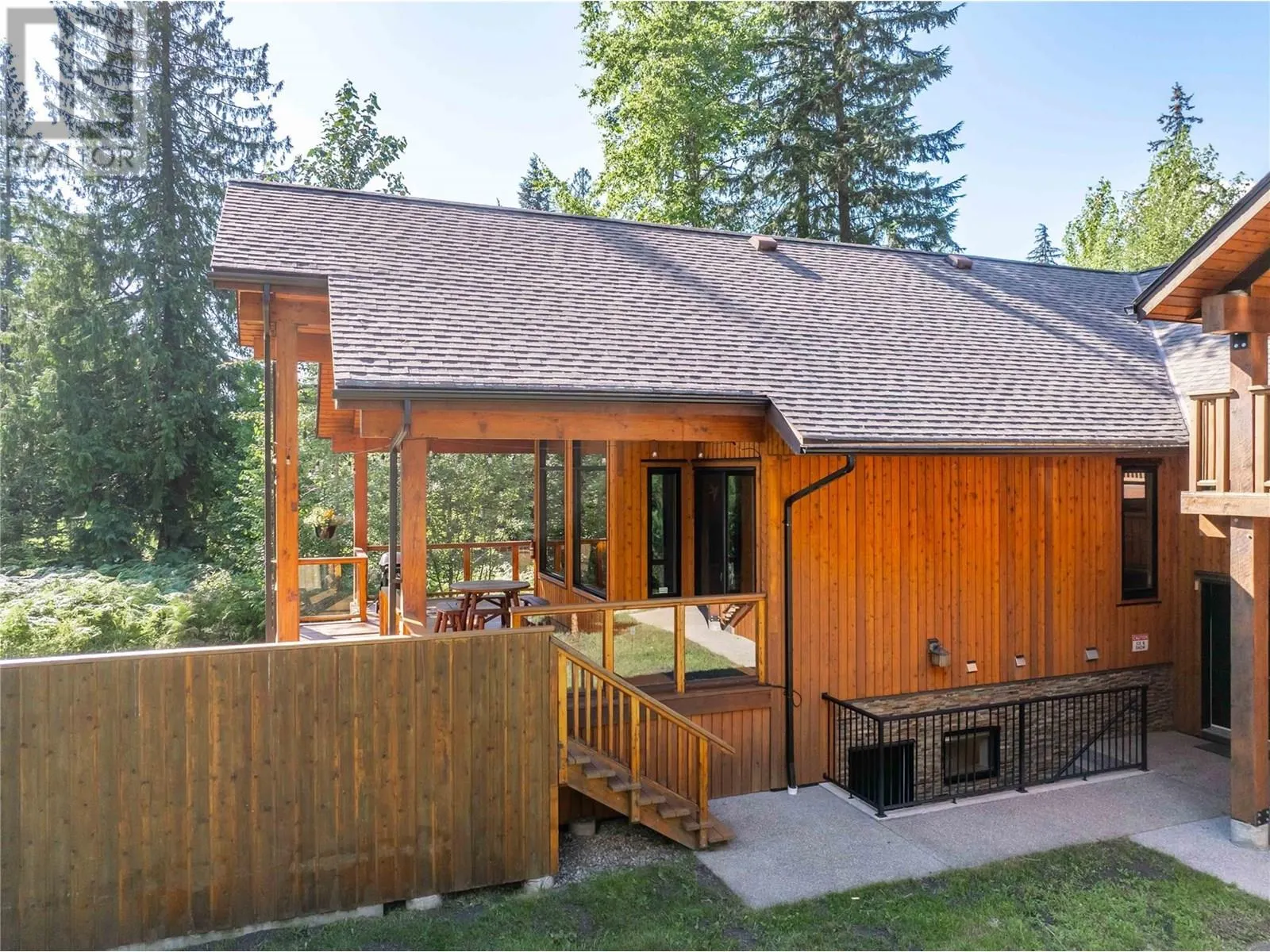 2077 Mountain Gate Road