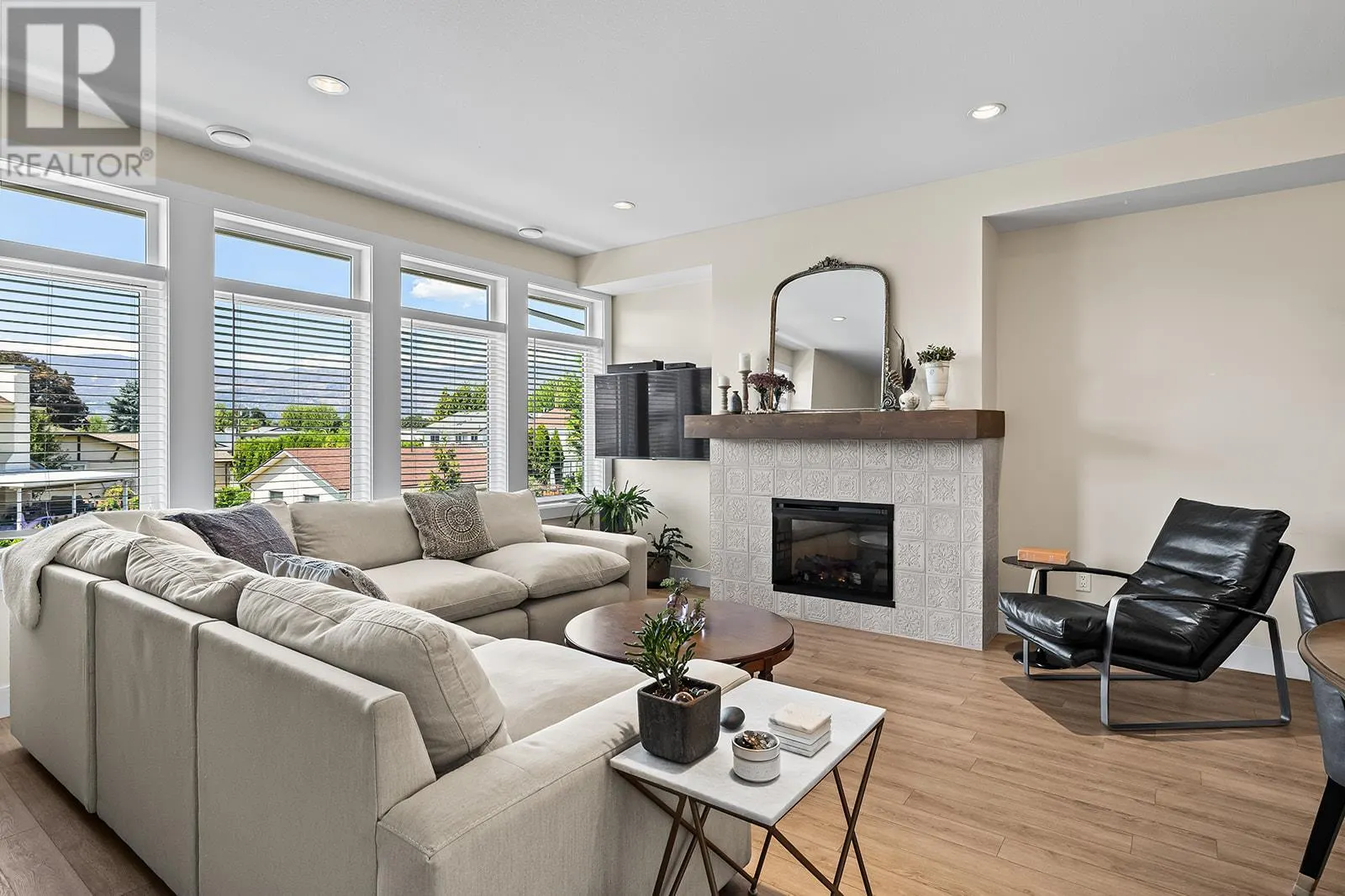 1102 Cameron Avenue Unit# 14