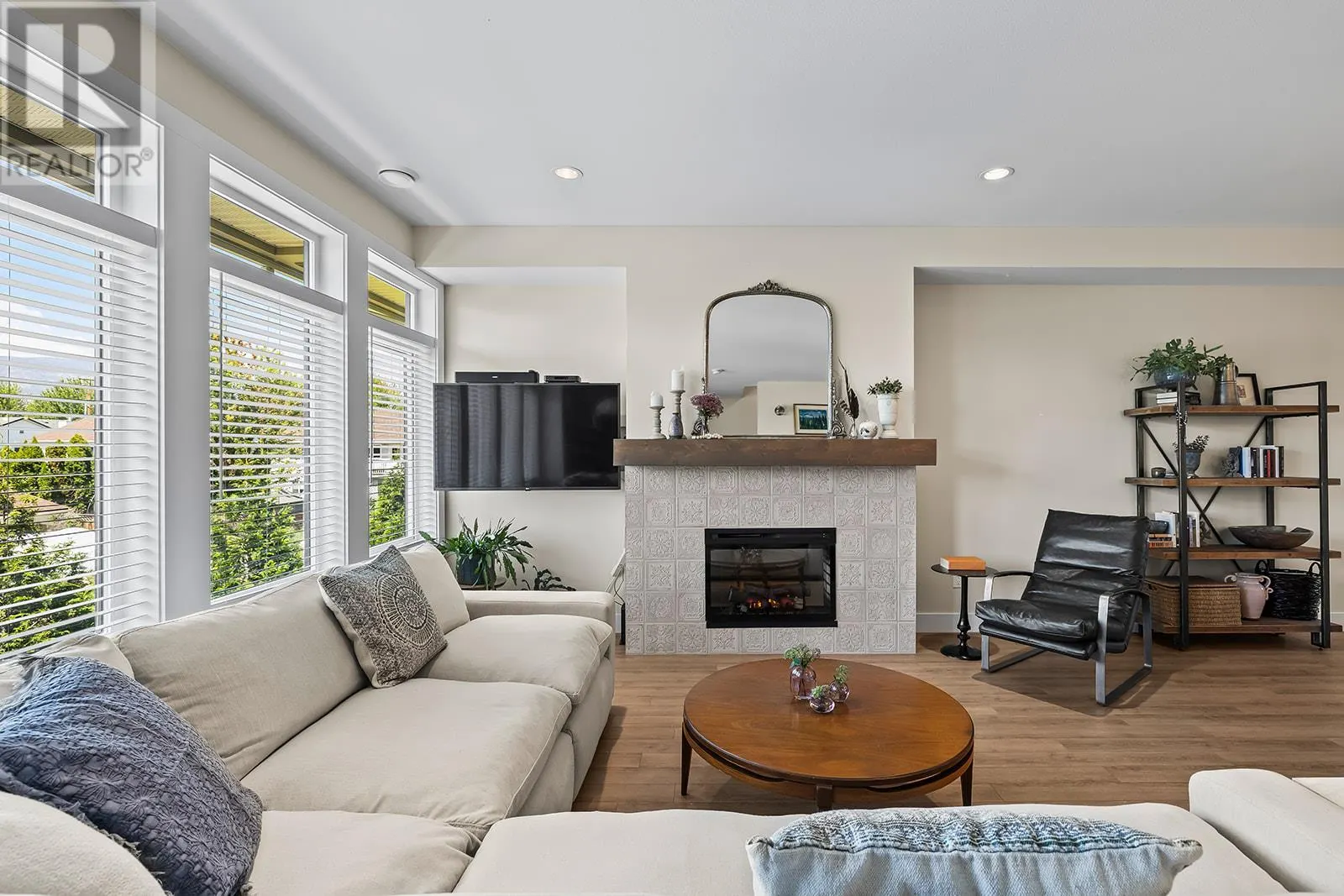 1102 Cameron Avenue Unit# 14