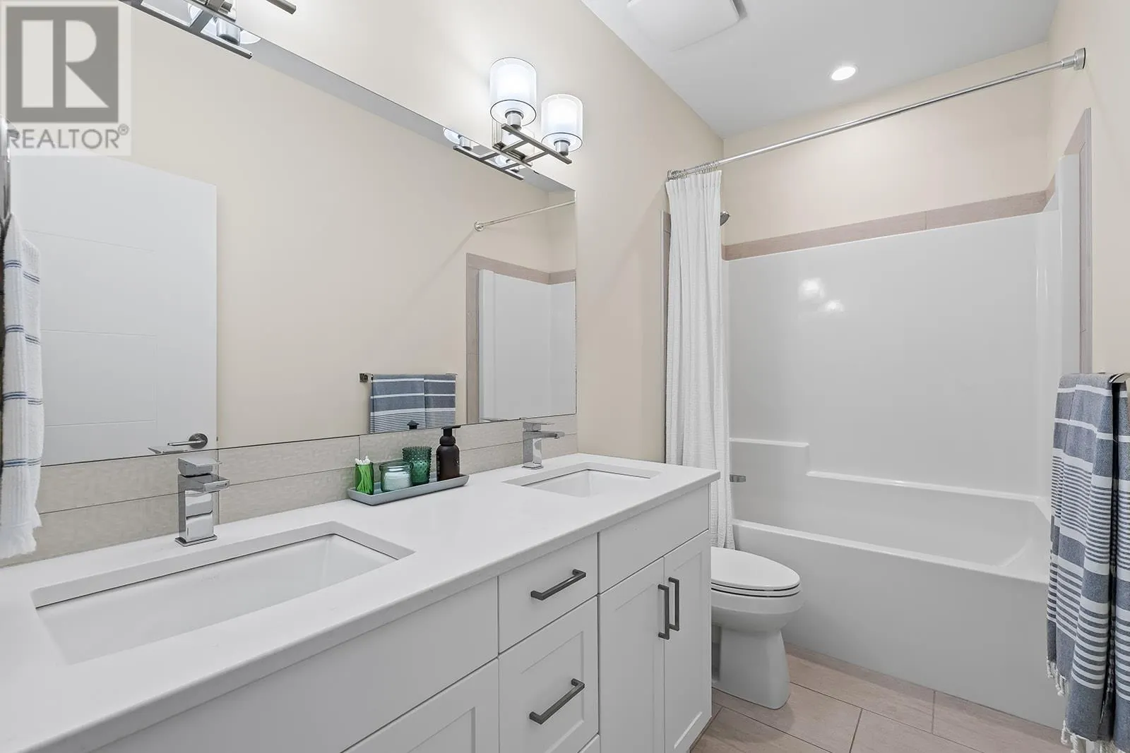 1102 Cameron Avenue Unit# 14