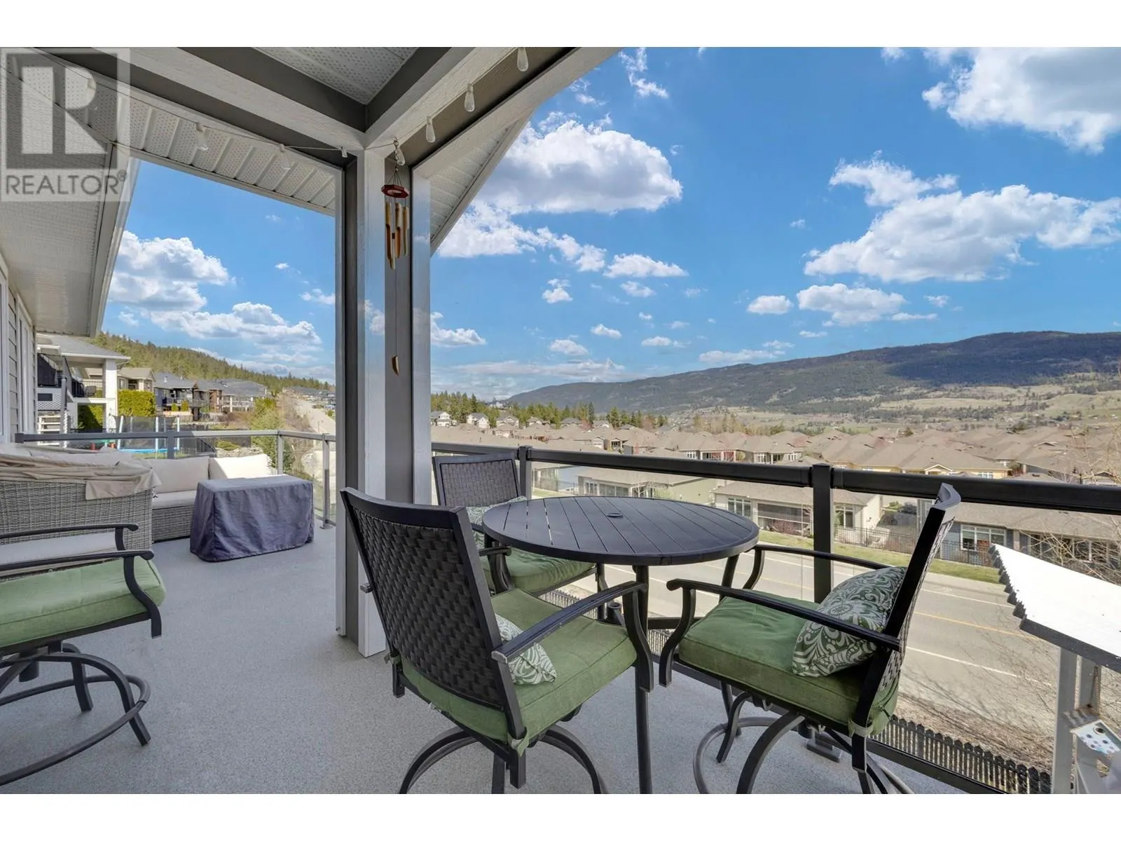 13158 Lake Hill Drive