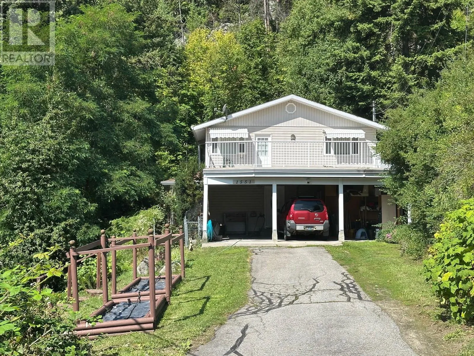1551 Nasookin Road