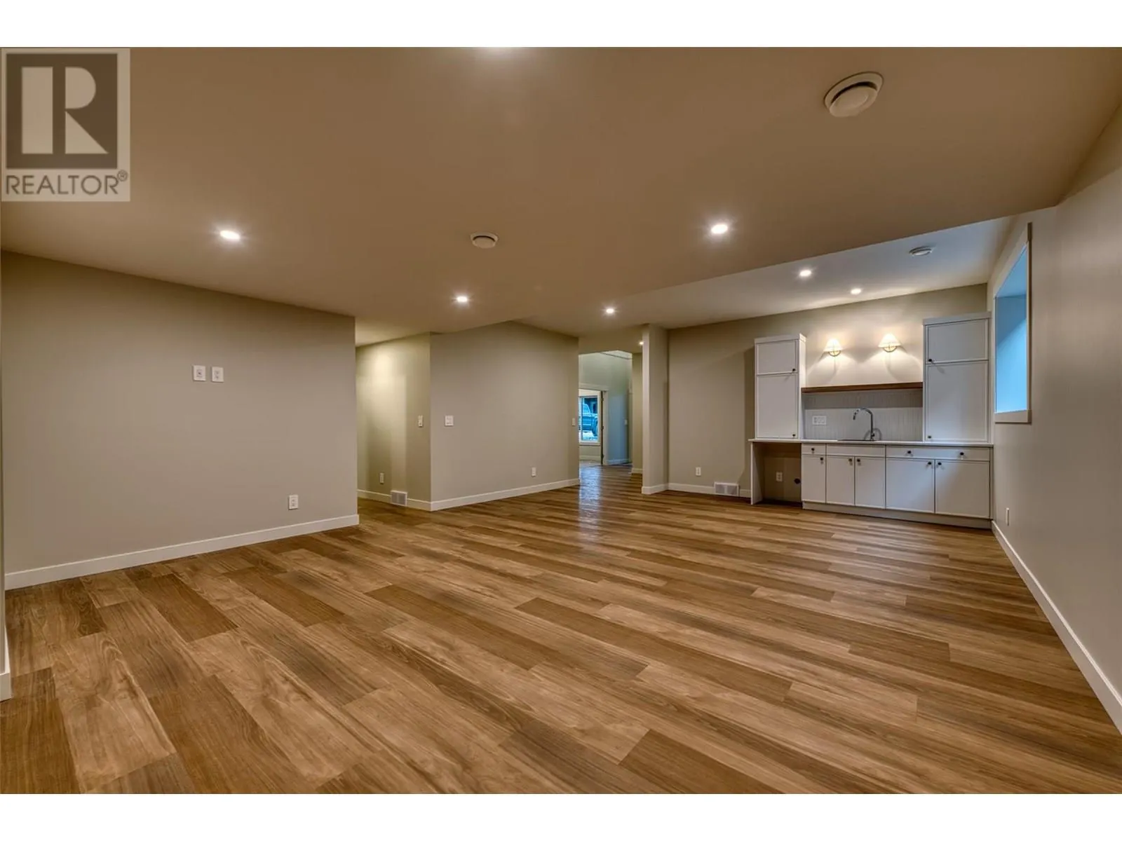 7760 Okanagan Landing Road Unit# 121 Lot# 24