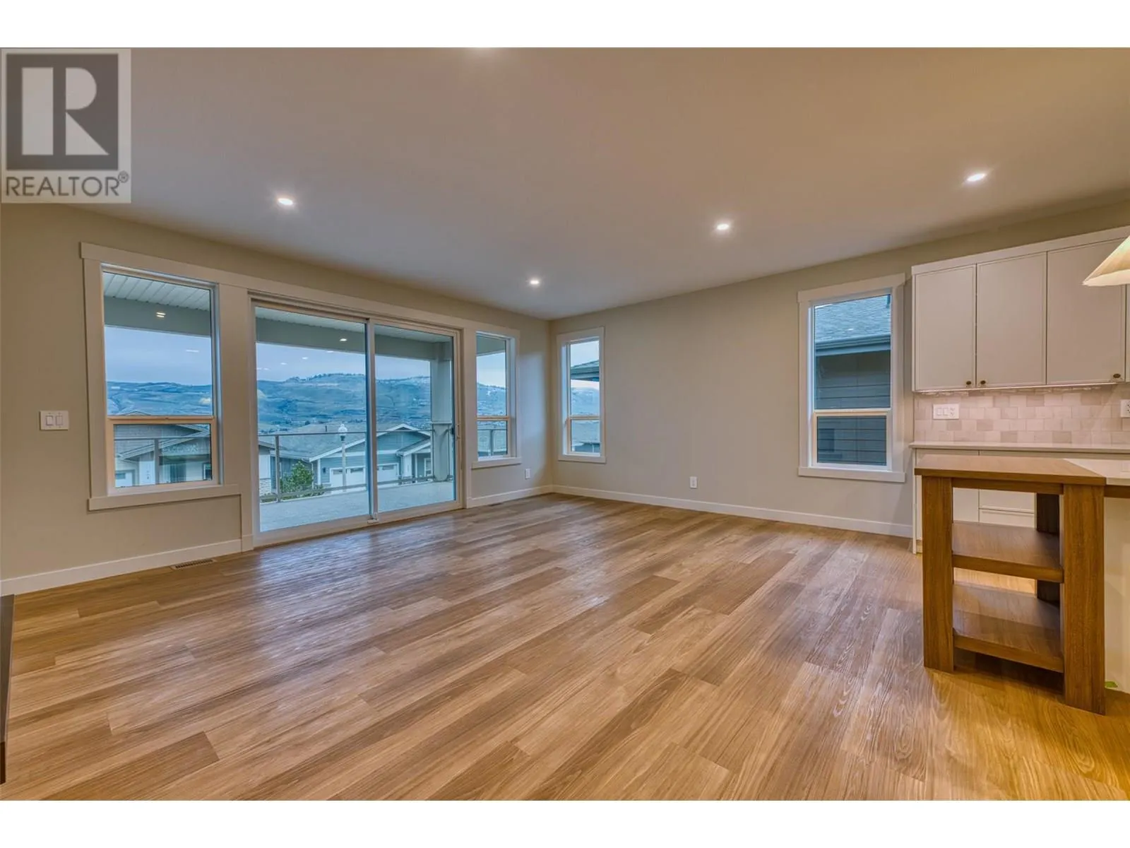 7760 Okanagan Landing Road Unit# 121 Lot# 24