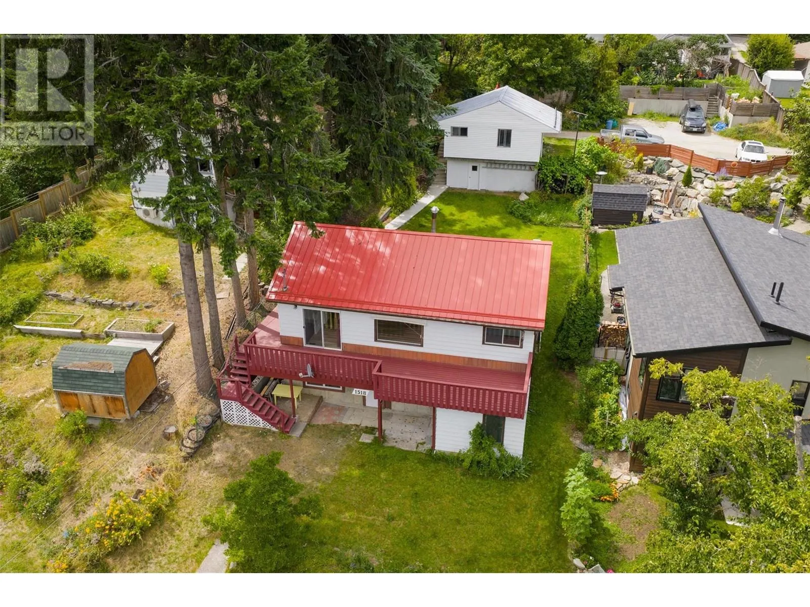 1518 Slocan Street