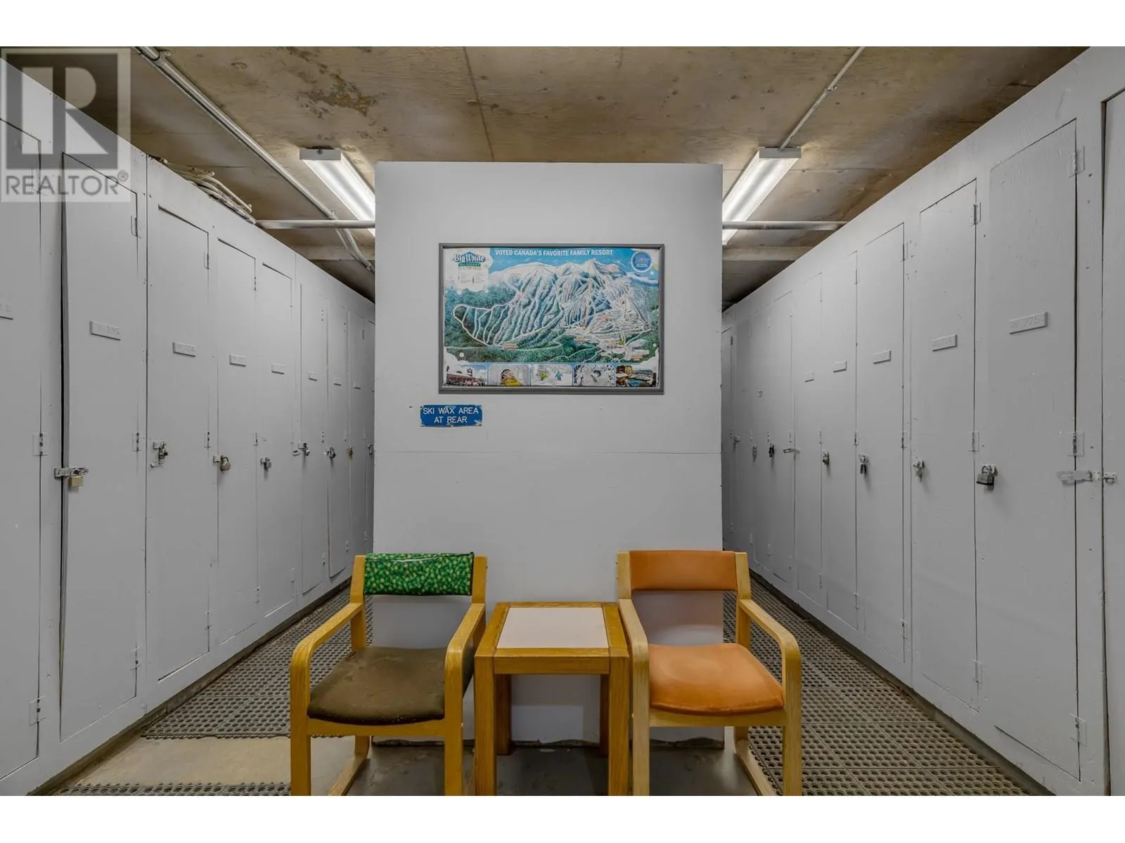 5375 Big White Road Unit# 228