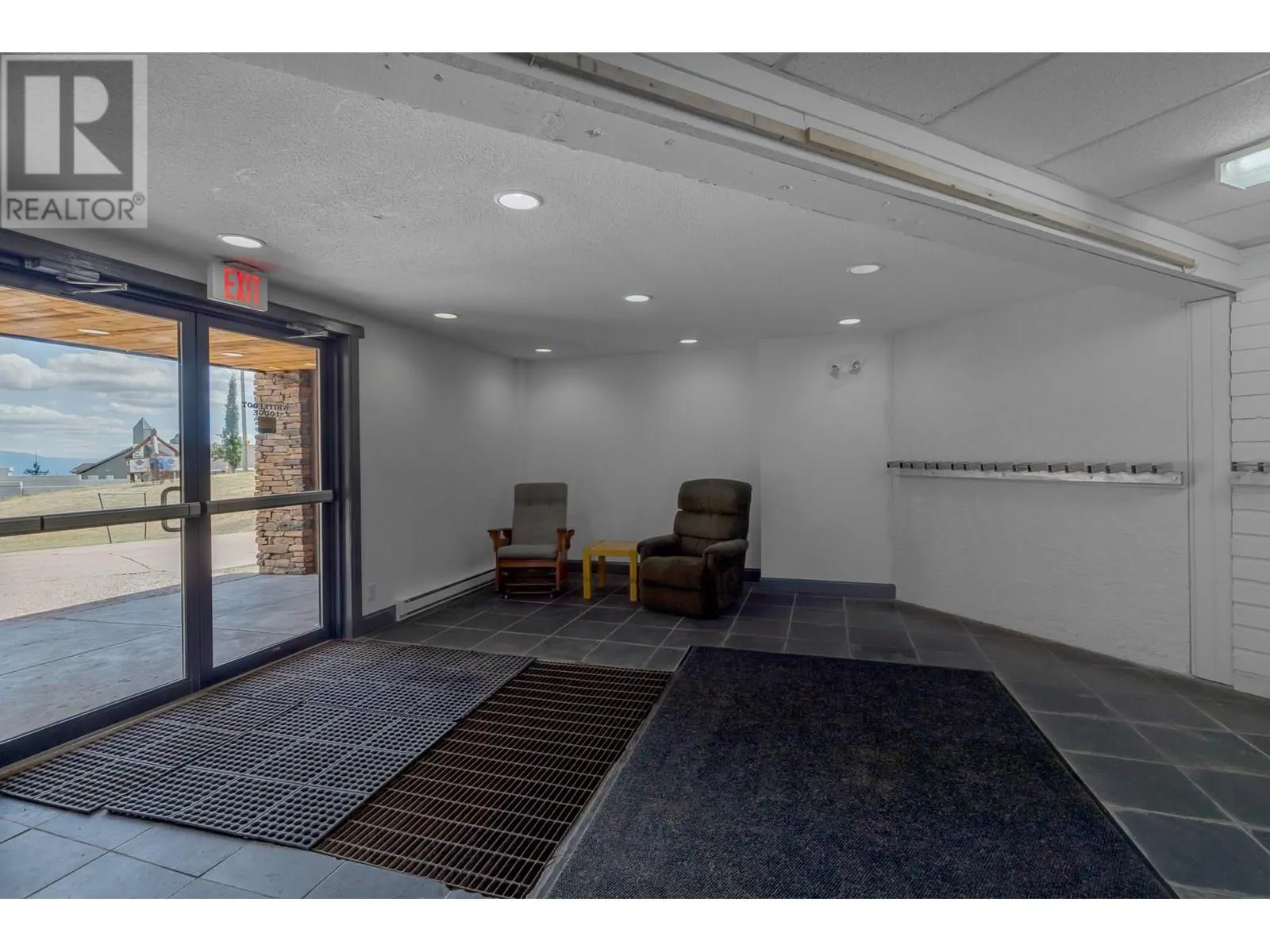 5375 Big White Road Unit# 228
