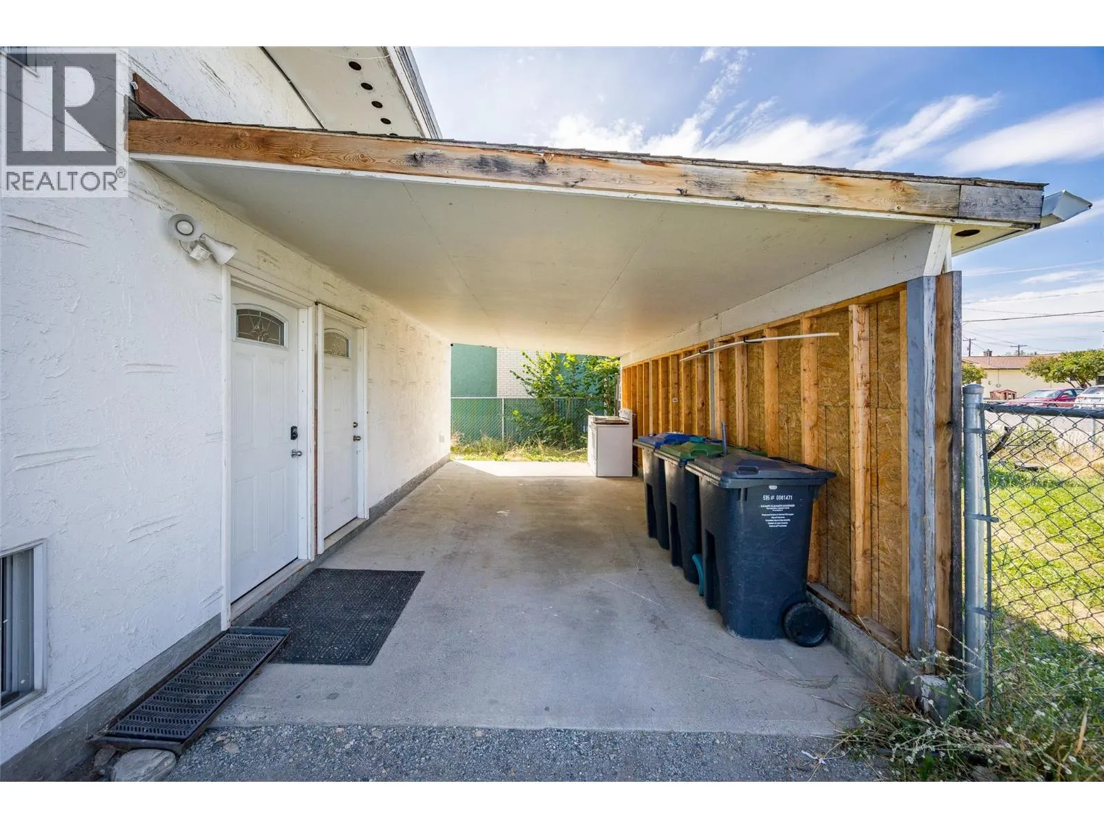 695 Belgo Road