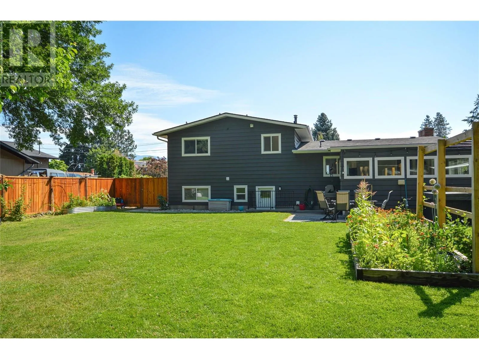 13814 Yule Crescent