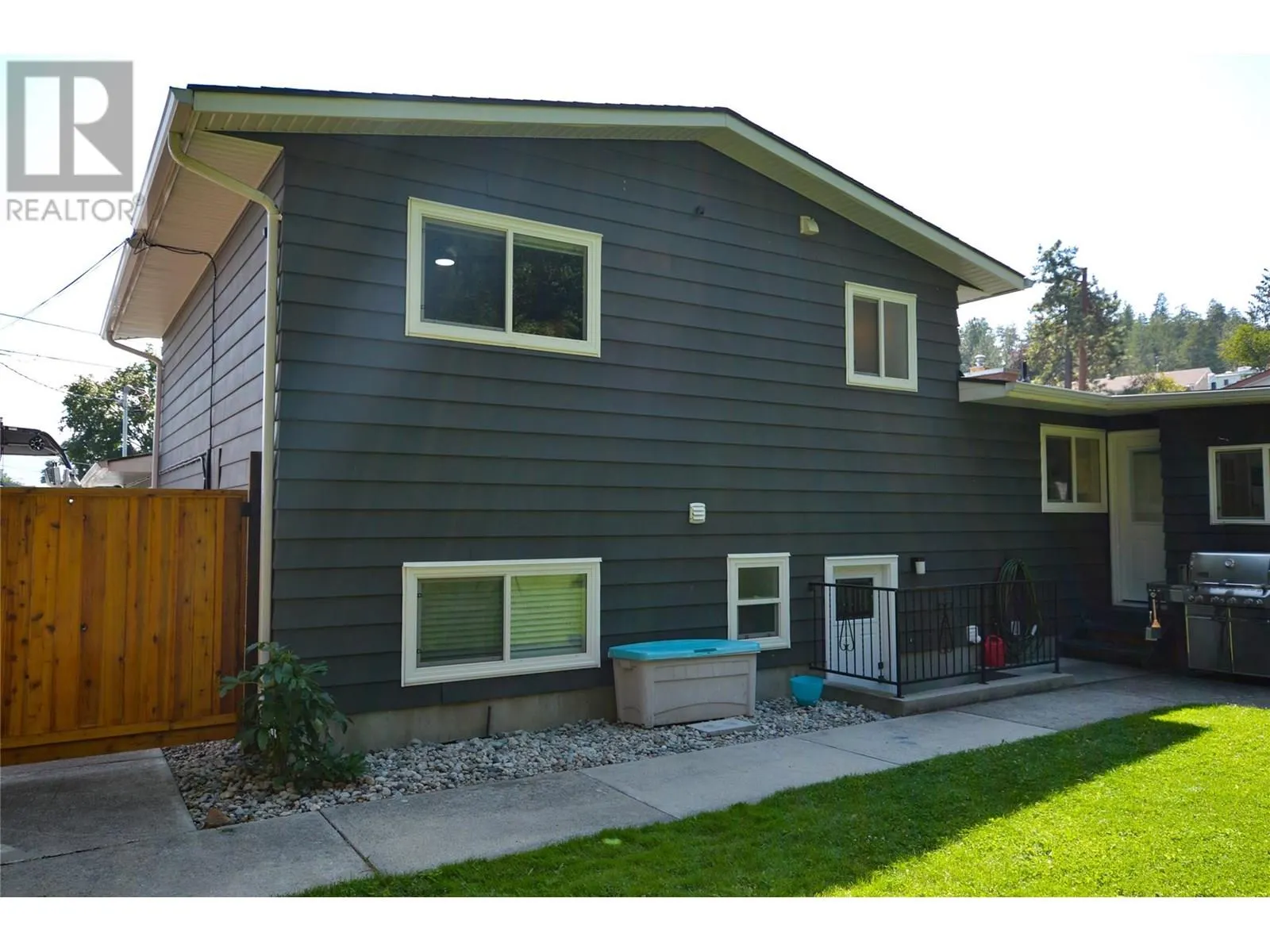 13814 Yule Crescent