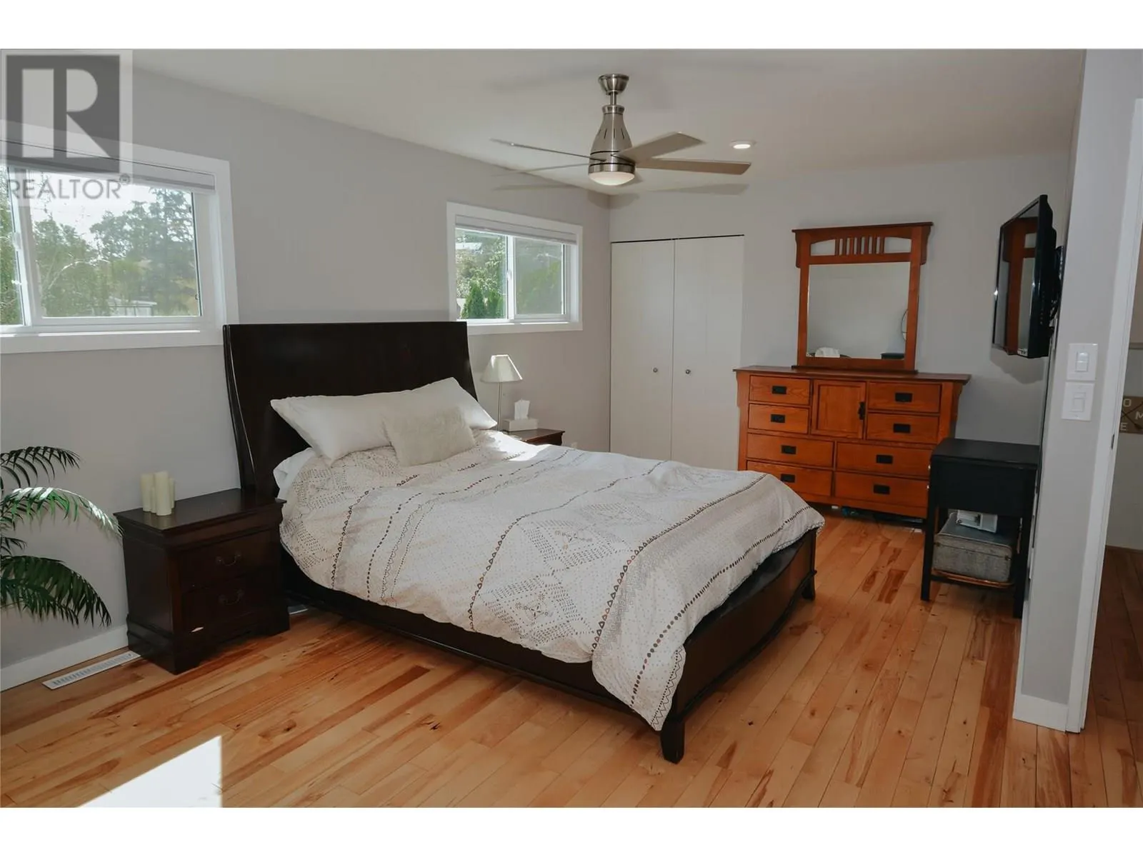 13814 Yule Crescent