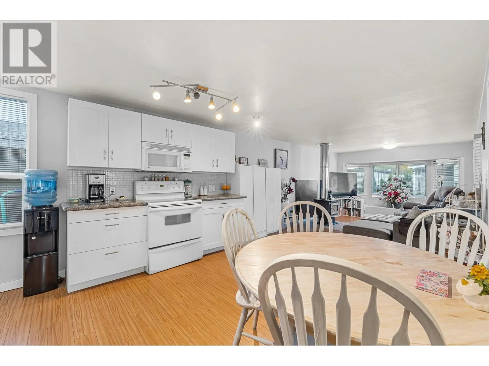 1881 Boucherie Road Unit# 54