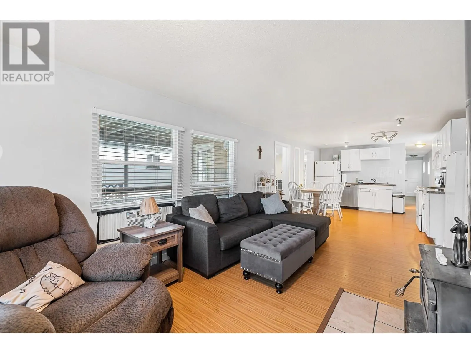 1881 Boucherie Road Unit# 54