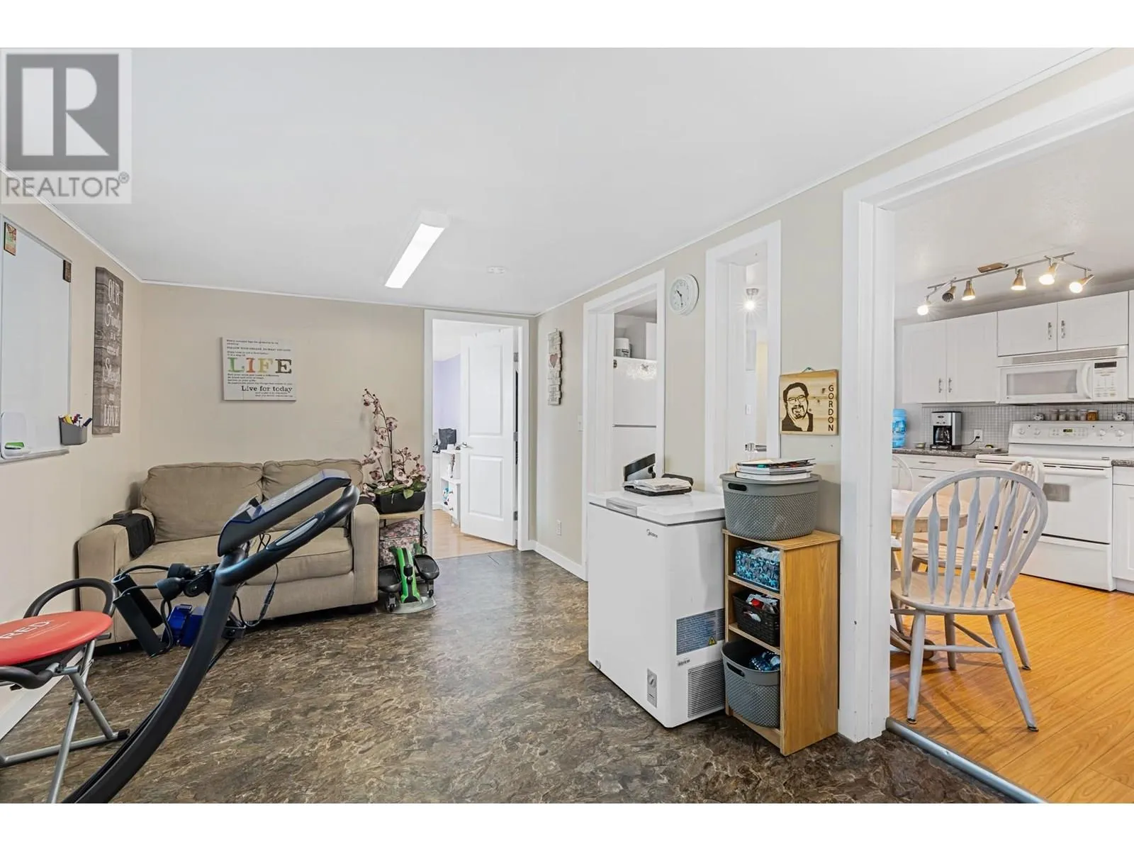 1881 Boucherie Road Unit# 54