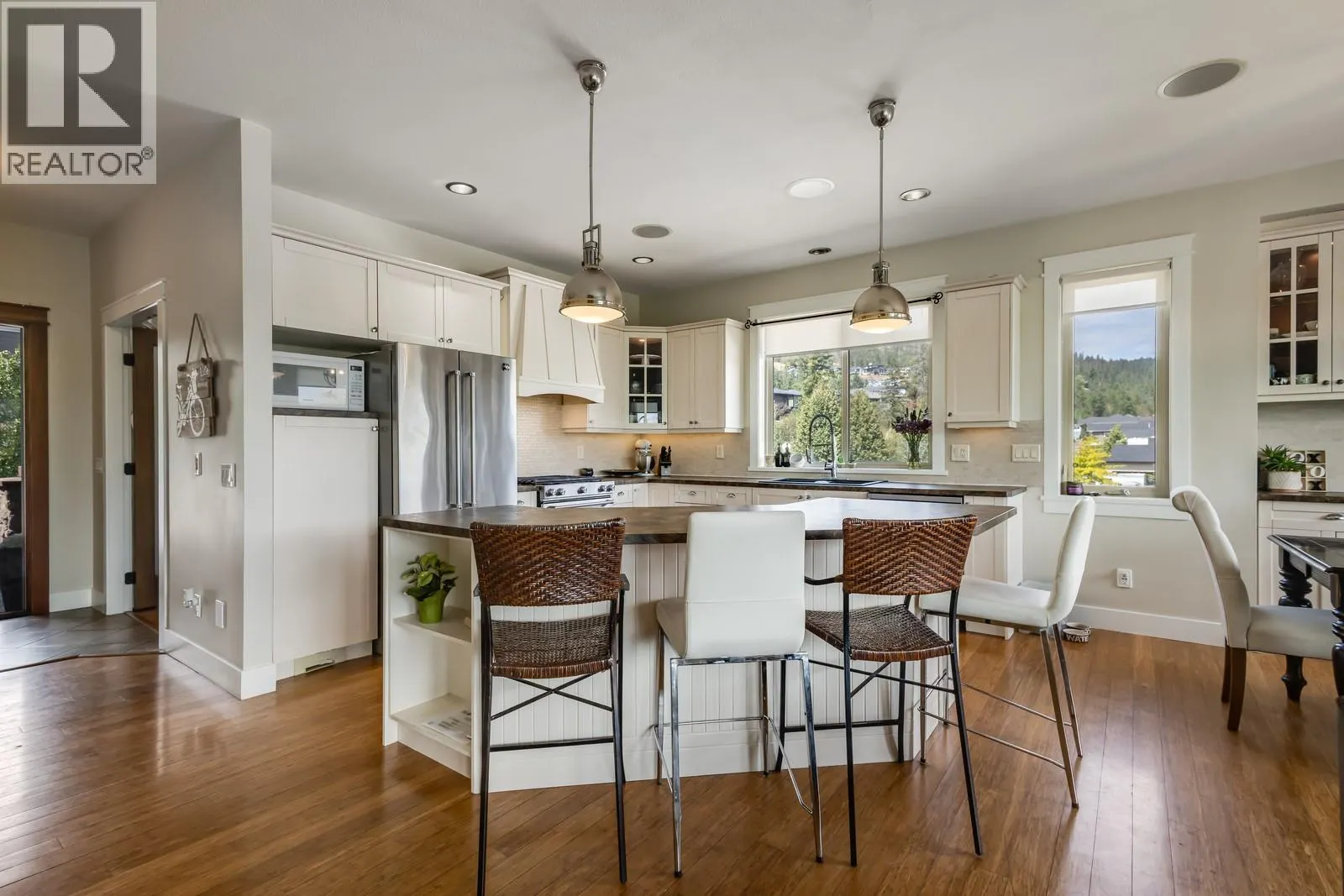 13074 Lake Hill Drive