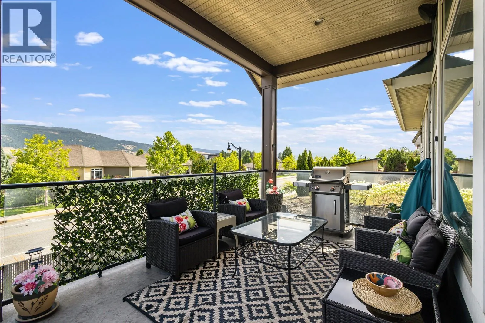 13074 Lake Hill Drive