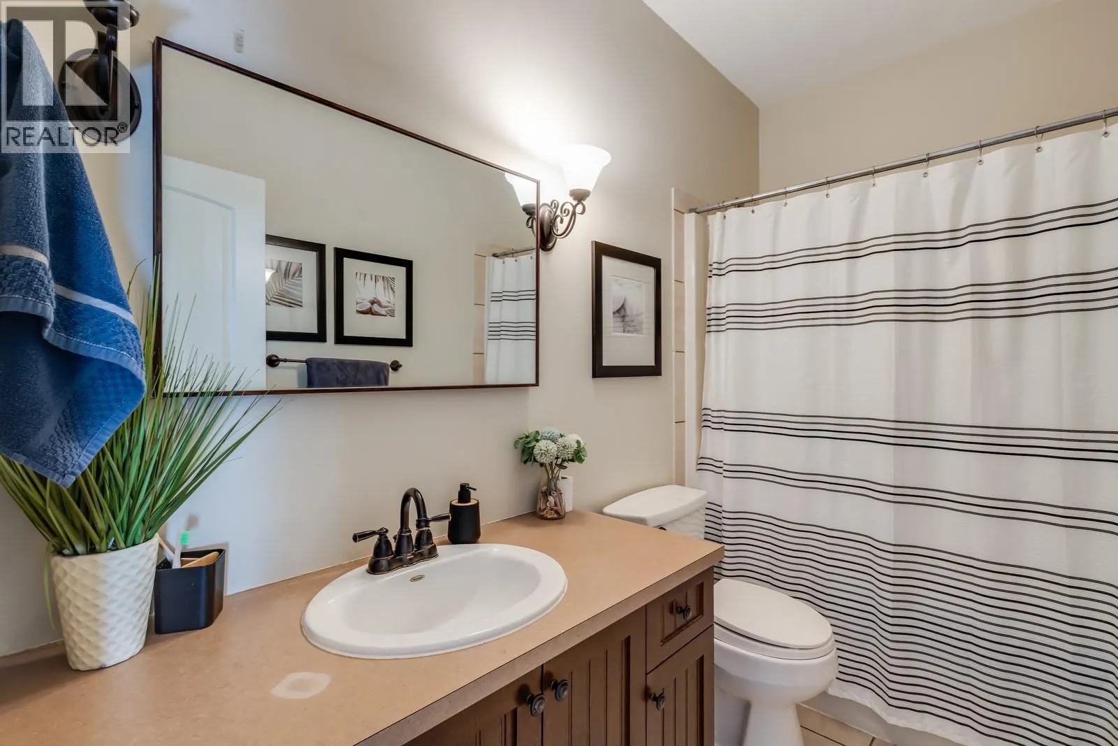 13074 Lake Hill Drive