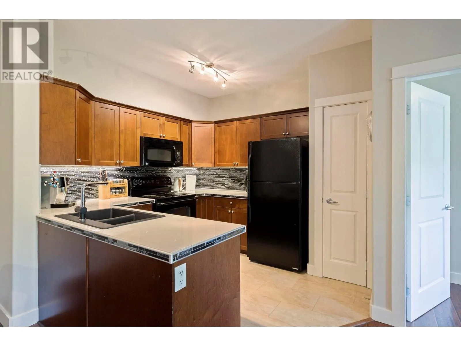 2611 Stillwater Way Unit# 214