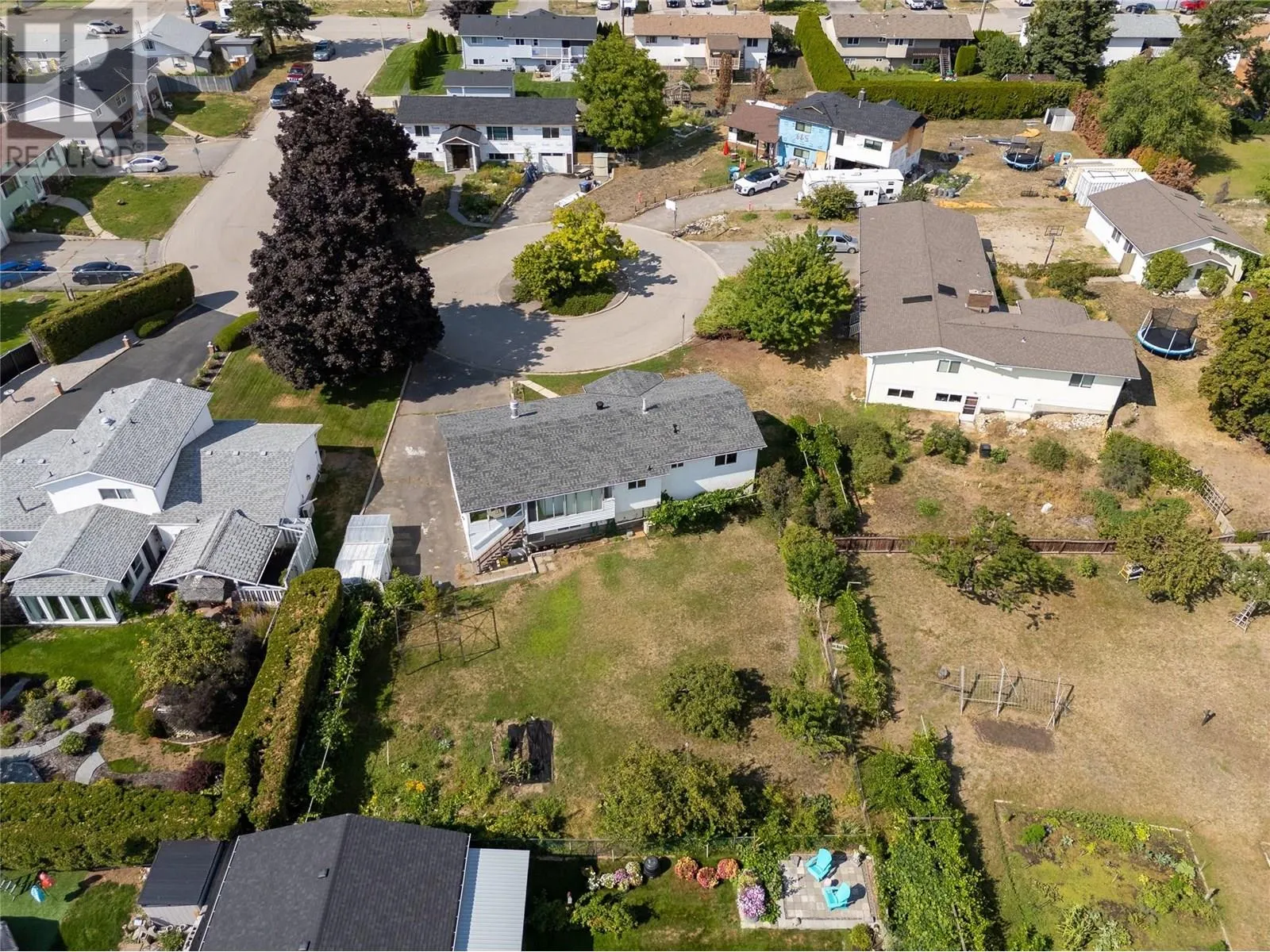 685 Moraine Court