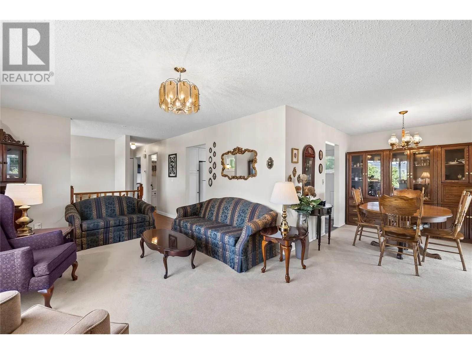 685 Moraine Court