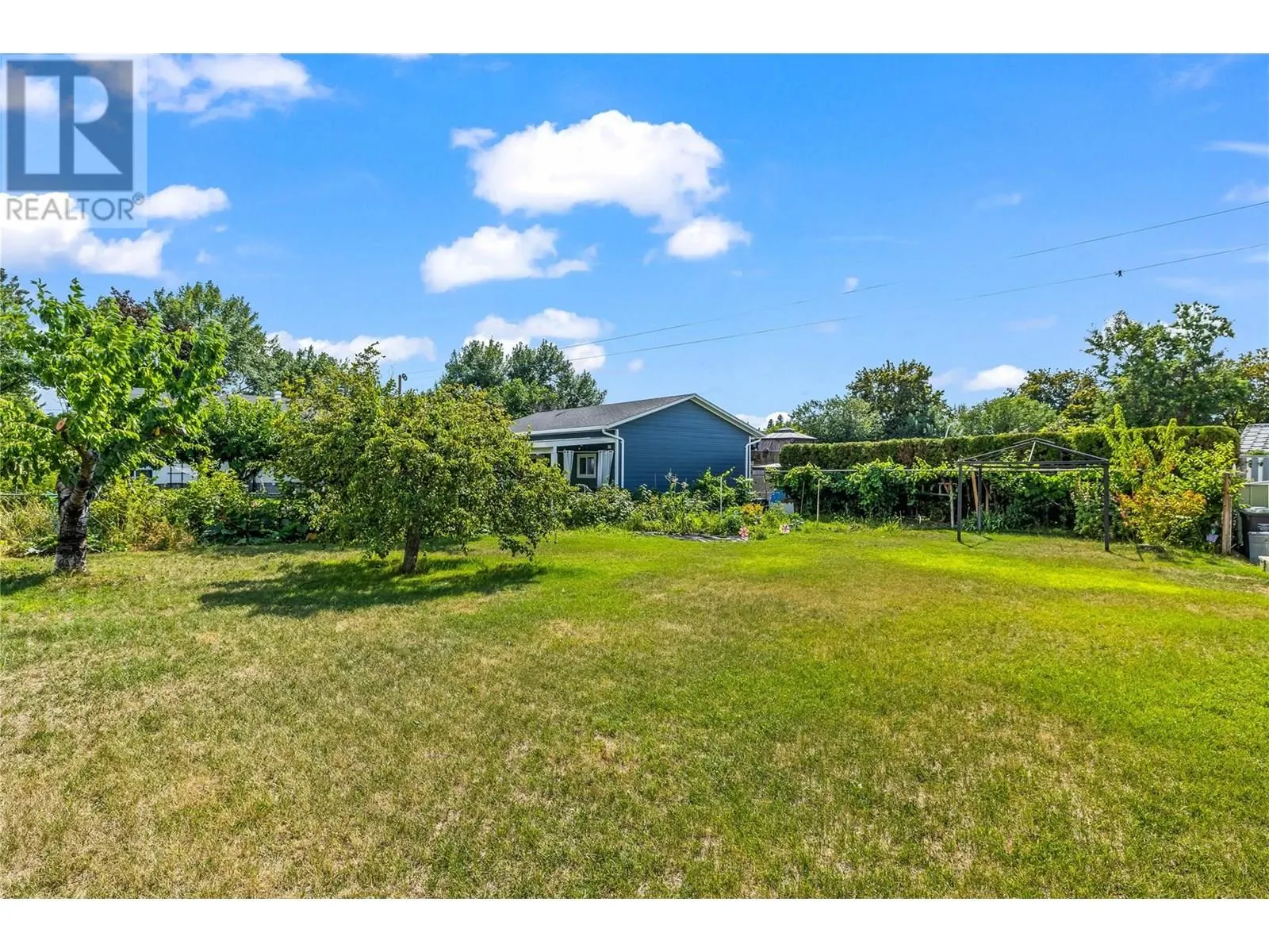 685 Moraine Court