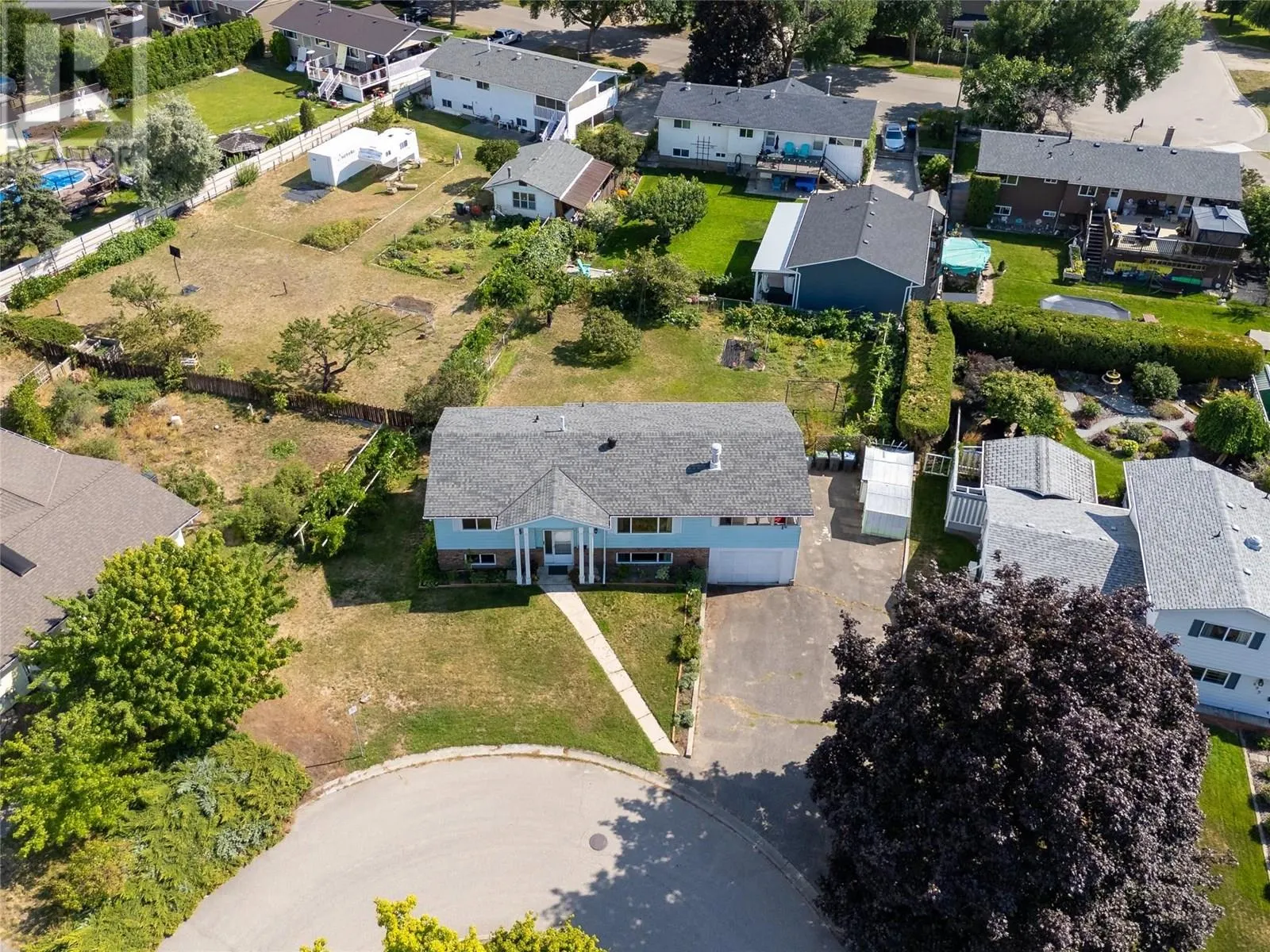 685 Moraine Court