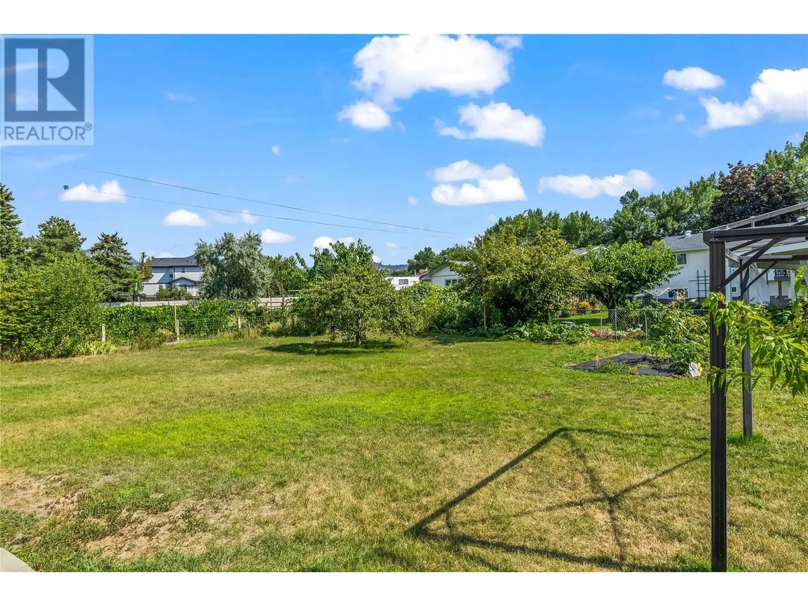 685 Moraine Court