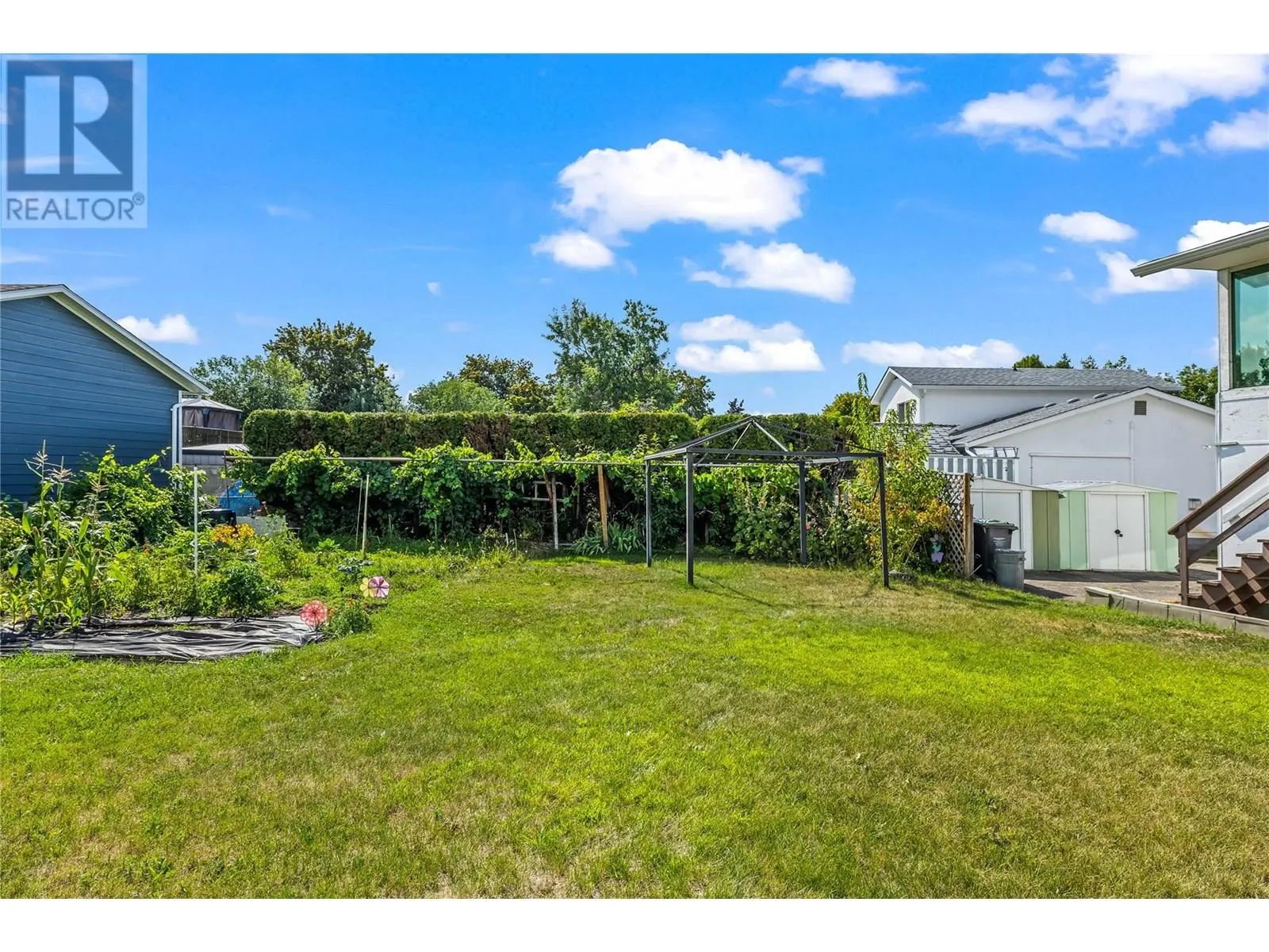 685 Moraine Court