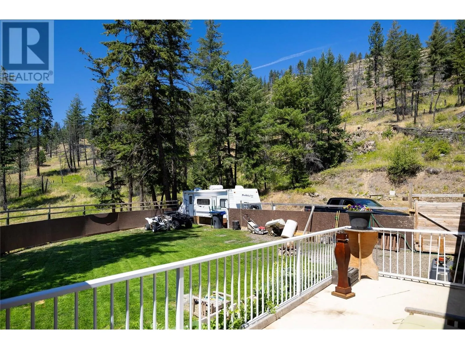 6090 Highway 33