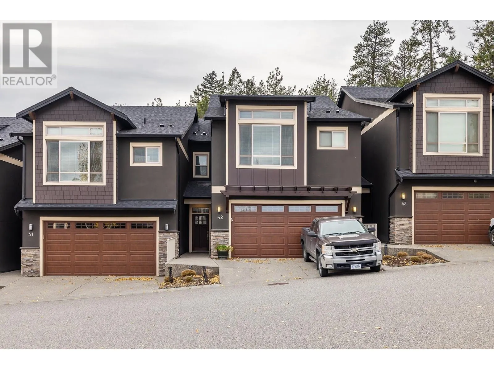 1870 Rosealee Lane Unit# 42