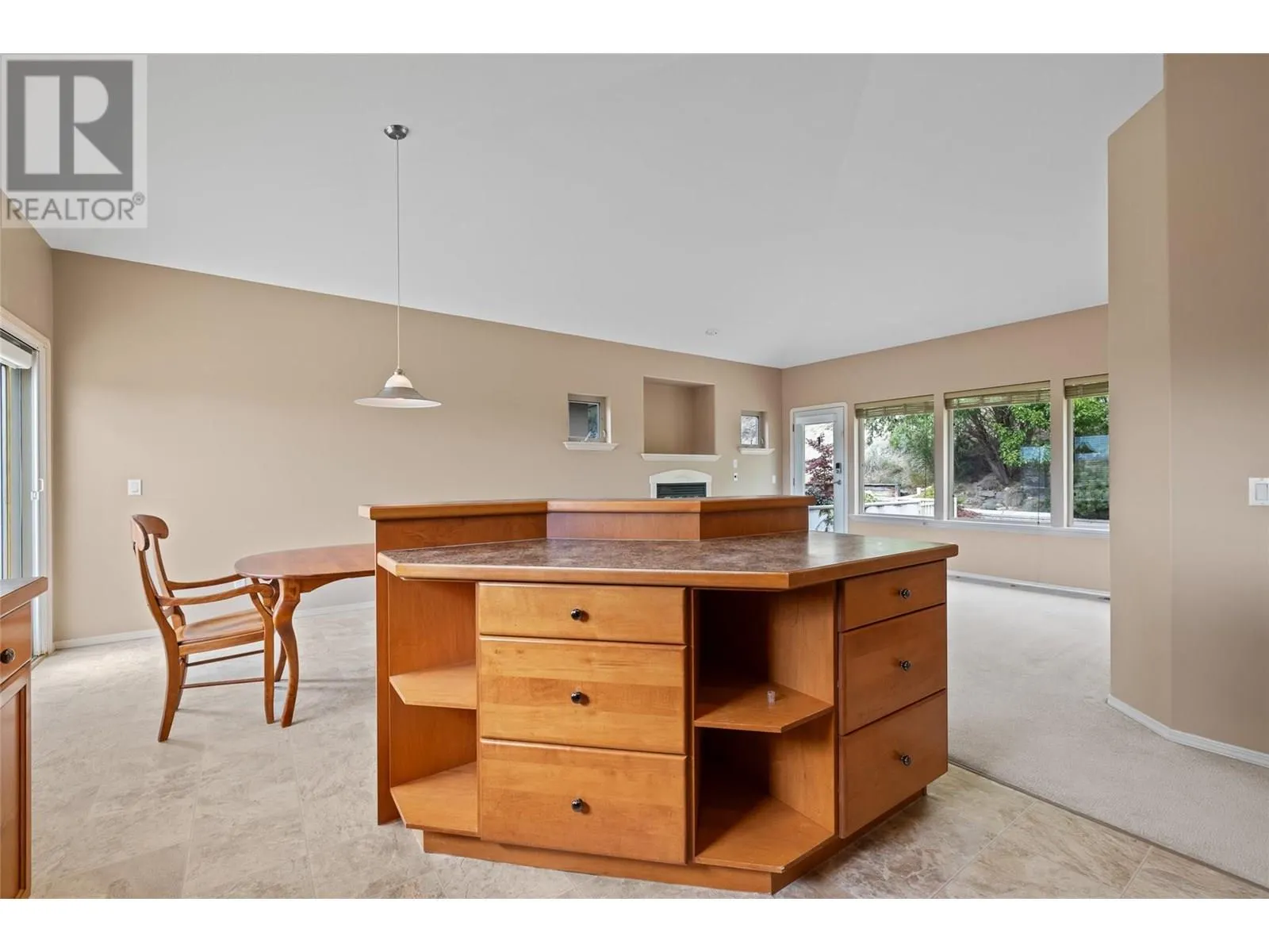 2060 Spyglass Way