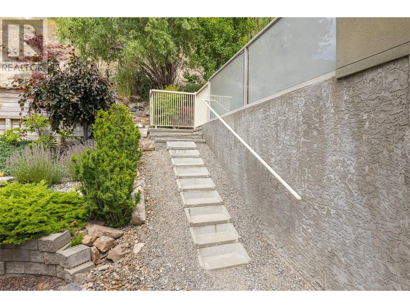 2060 Spyglass Way